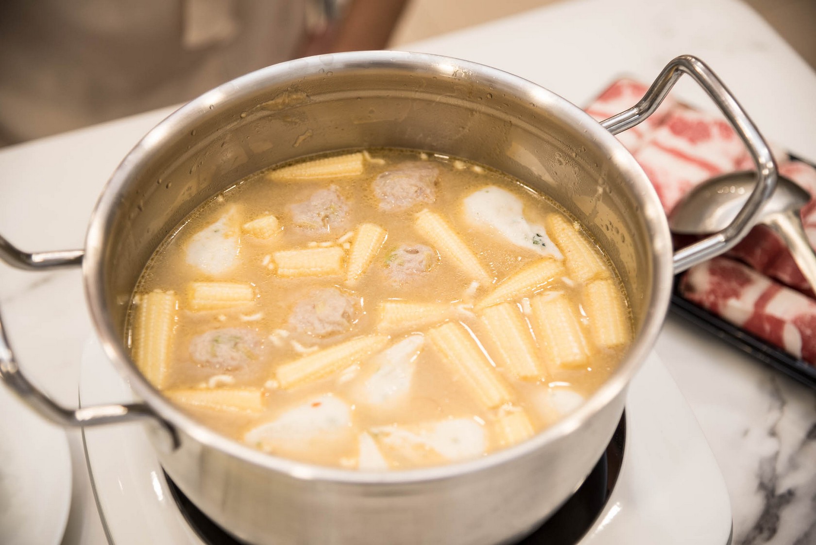 老撈麻辣火鍋 冷凍味 噌湯包體驗